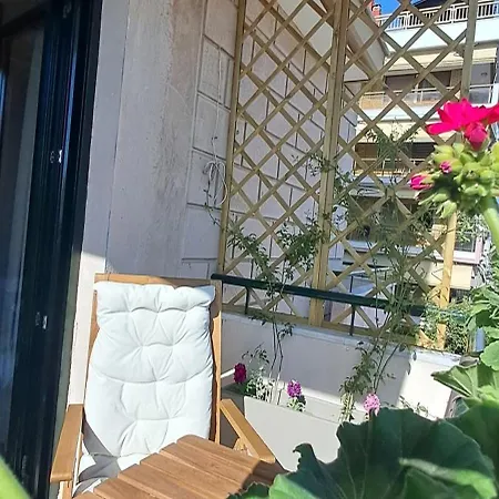 Thearetsouplace, Kalamaria Apartmán